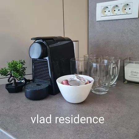Vlad * Navodari